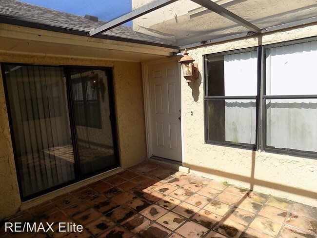 Building Photo - 3 br, 2 bath House - 1490 Sheafe Ave NE #107