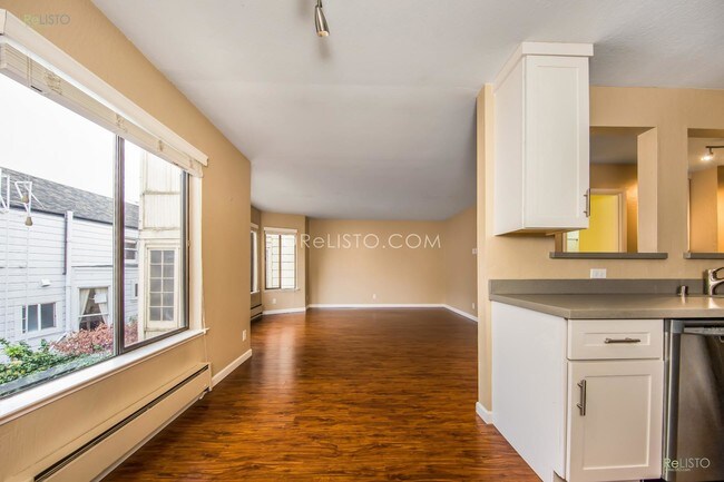 Building Photo - 650 Steiner St