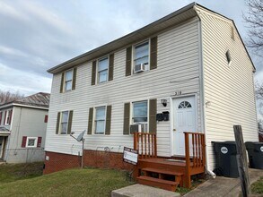 Building Photo - 310 W Franklin St