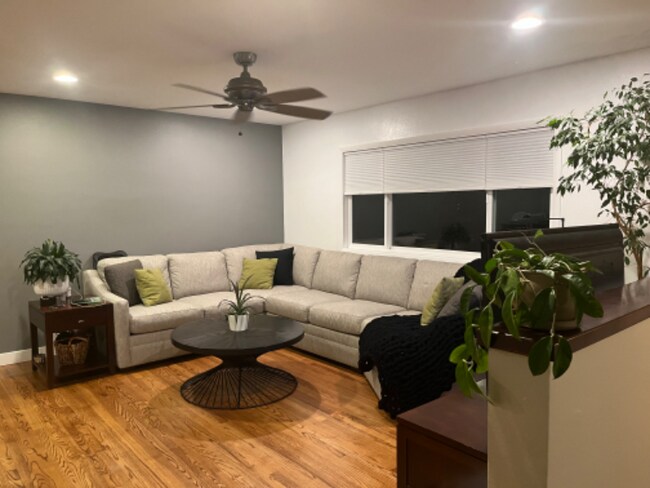Foto del edificio - 1546 Maple St