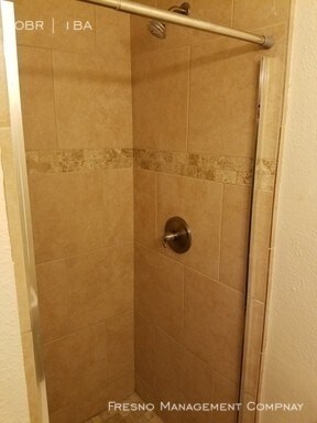 Foto del edificio - Studio Apartment Near Tower DIstrict!