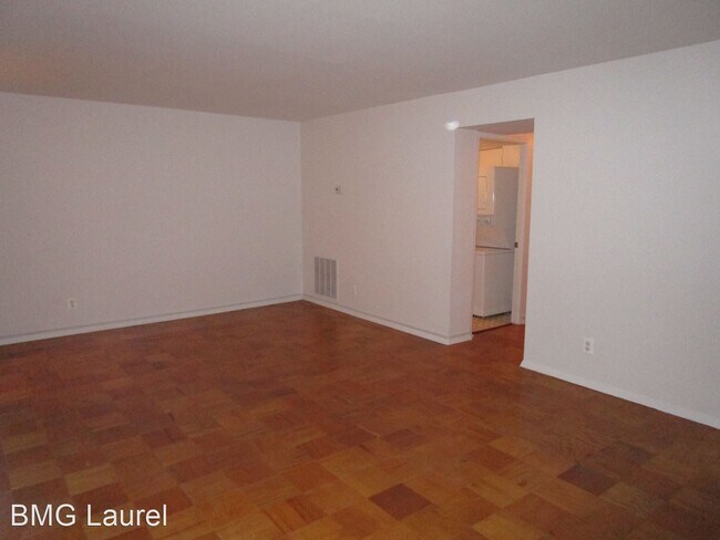 Building Photo - 11423 Commonwealth Dr