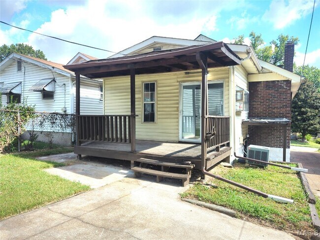 Foto del edificio - 7116 Edison Ave