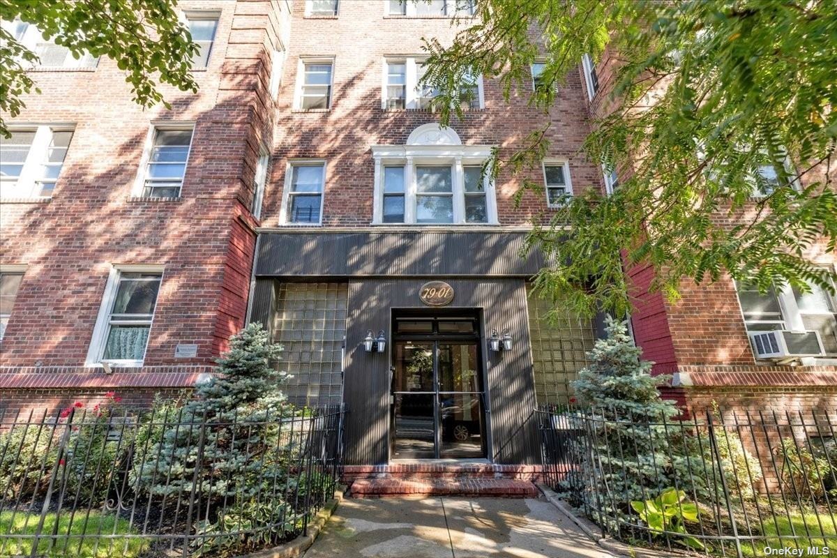 Foto principal - 79-01 35th Ave