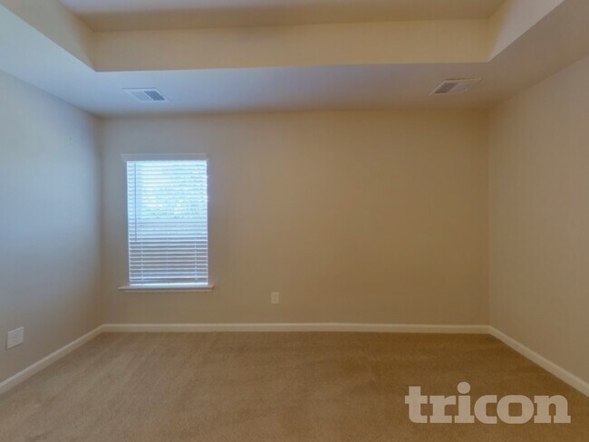 Foto del edificio - 725 Vanguard St