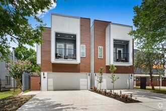 Building Photo - 6720 Lozier St