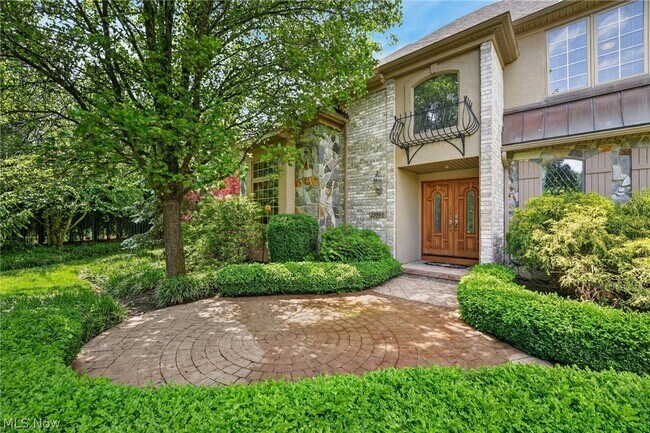 Foto del edificio - 29998 Hilliard Blvd