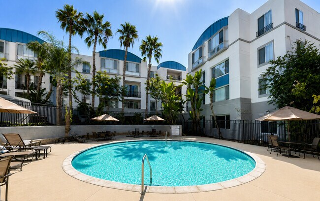 Foto del edificio - Portofino at NoHo - 55+ Luxury Active Living