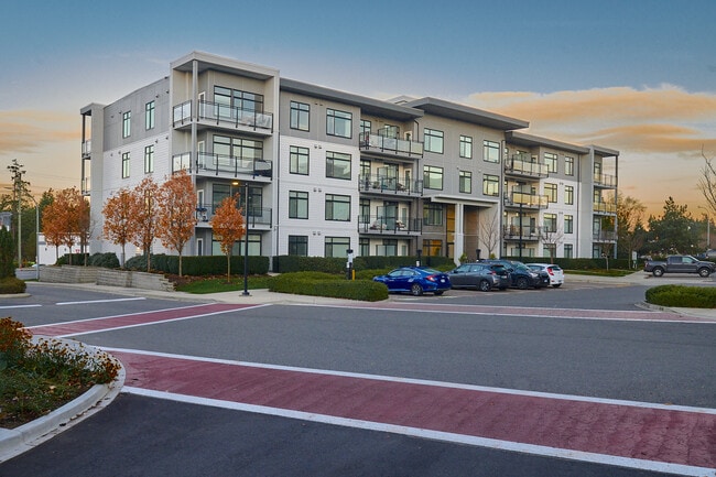 Building Photo - North Point Apartments