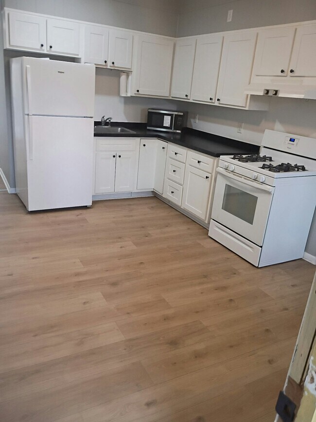 Foto del edificio - 306 3rd St