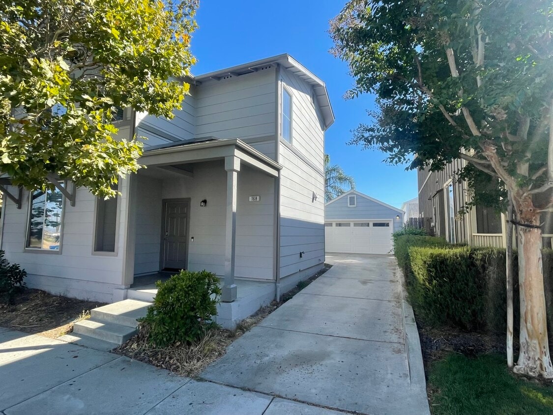 168 Gibson Ave House Rental in Bay Point, CA