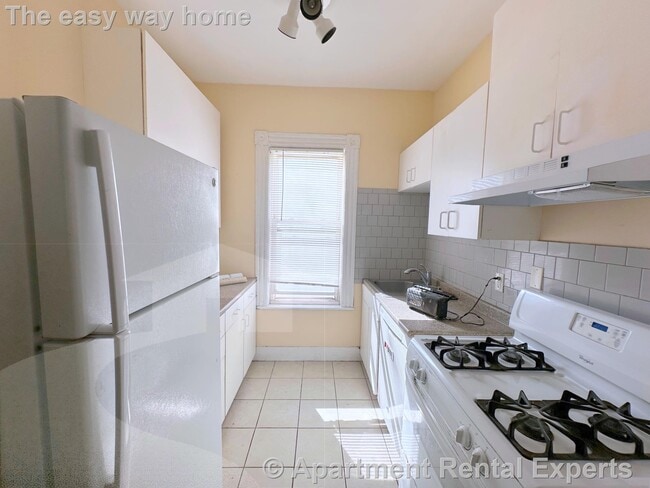 Photo - 145 College Ave Apartment