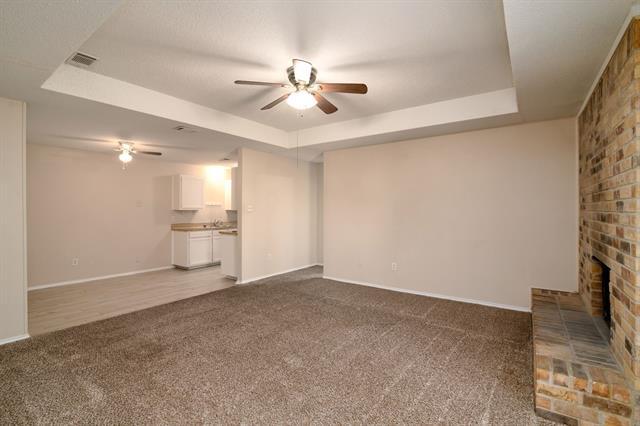 Foto del edificio - 6631 Parkview Ln