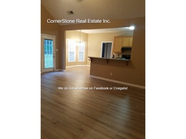 Building Photo - 106 Van Buren Dr