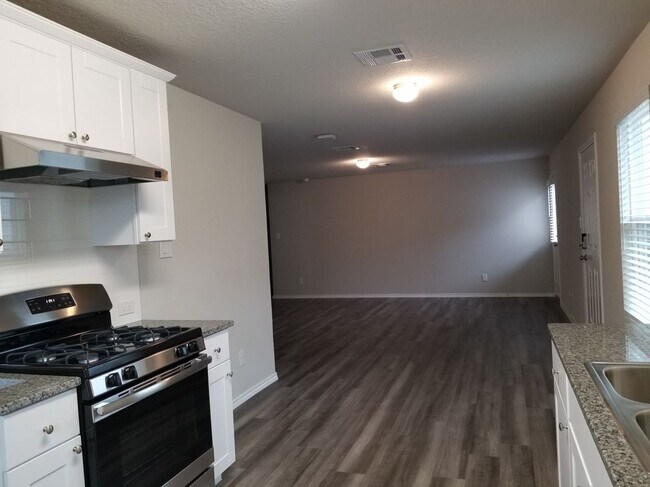 Building Photo - 11327 Babcock Xing