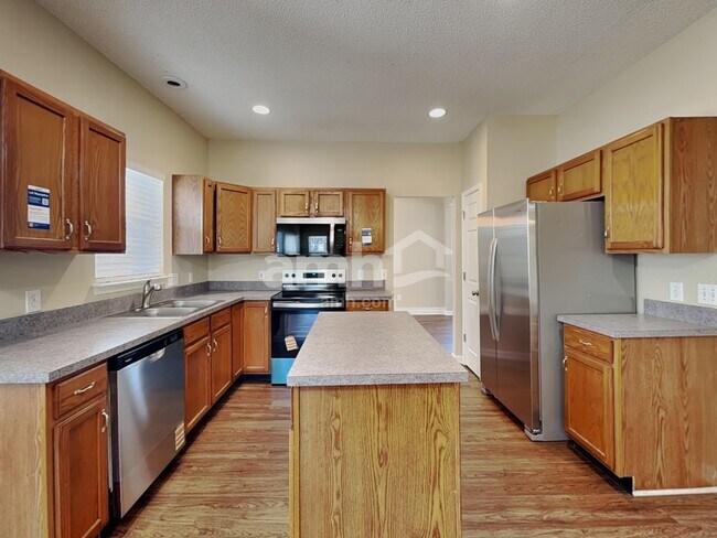 Foto del edificio - 2888 Shadow Brook Ct NW