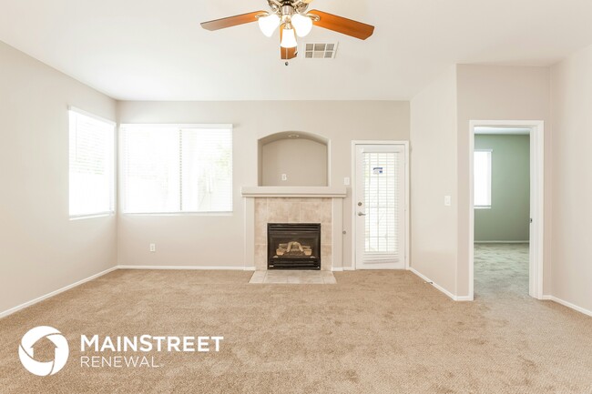 Foto del edificio - 7616 Picnic St