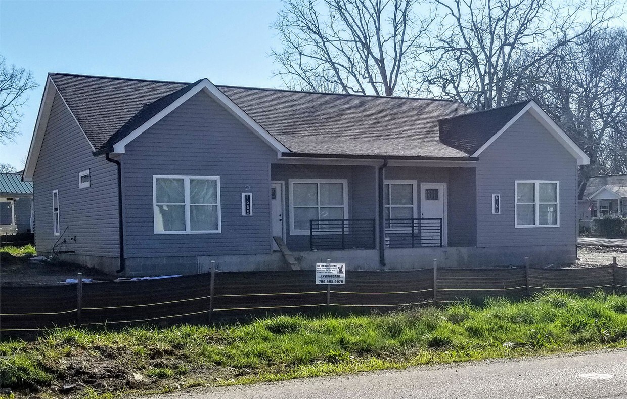 Primary Photo - 1685 Stateline Rd