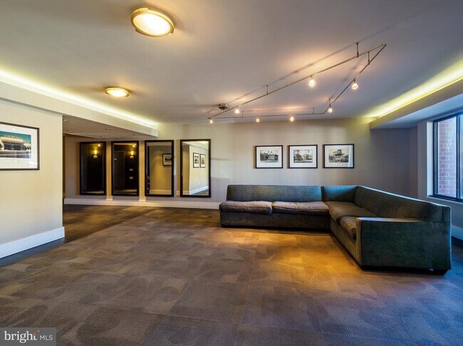 Foto del edificio - 2320 Wisconsin Ave NW