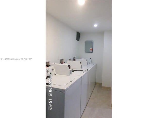 Foto del edificio - 11750 NE 16th Ave
