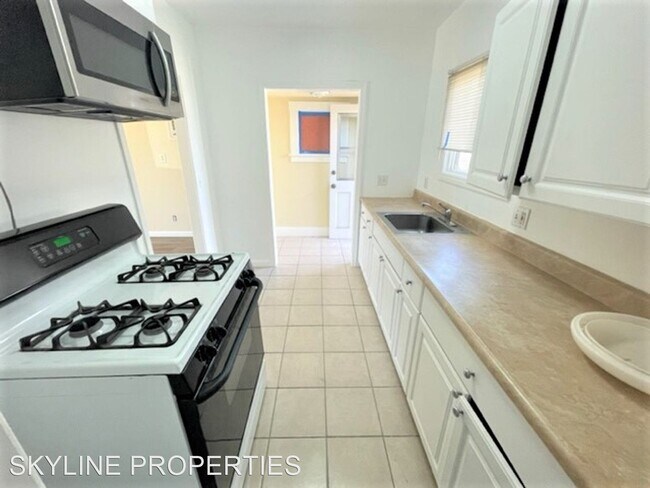 Building Photo - 2 br, 1 bath House - 2849 E CADE ST
