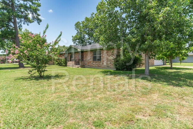 Foto del edificio - 3500 Nashville Ave