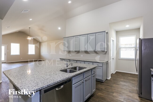 Building Photo - 4411 Andorno Dr