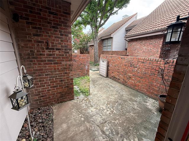 Building Photo - 18240 Midway Rd