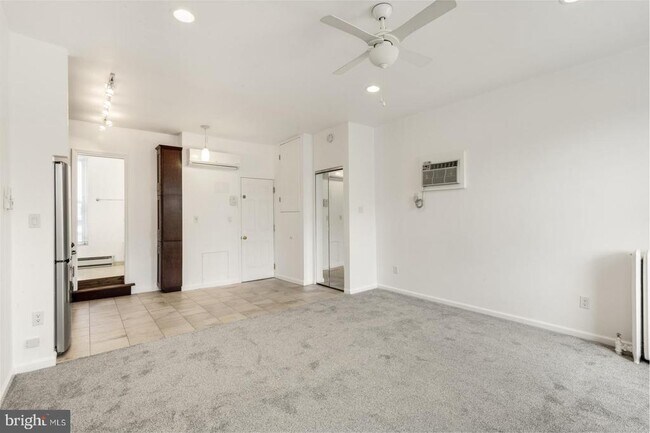 Foto del edificio - 2332 Poplar St