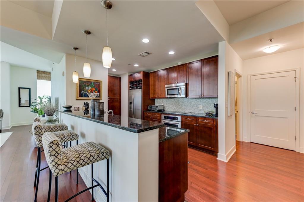 Foto principal - 2795 Peachtree Rd NE