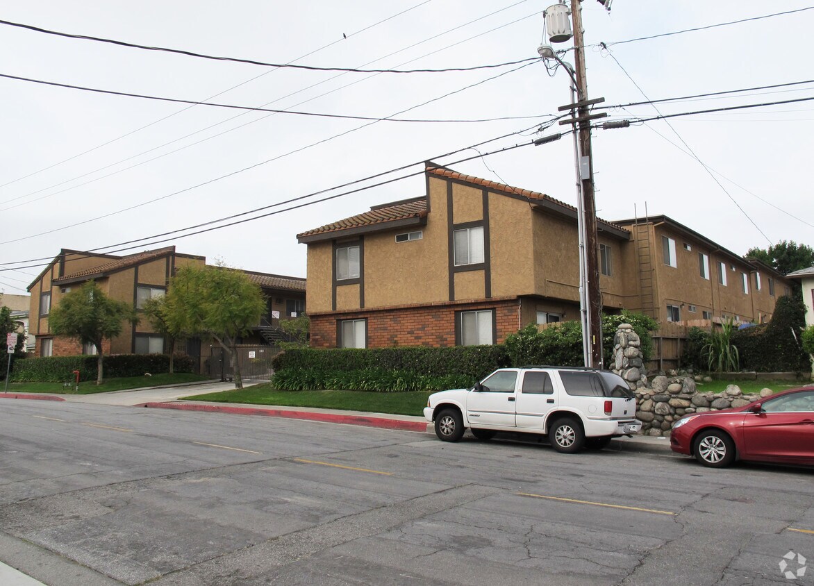 411 S Orange Ave, Monterey Park, CA 91755 Apartments in Monterey Park