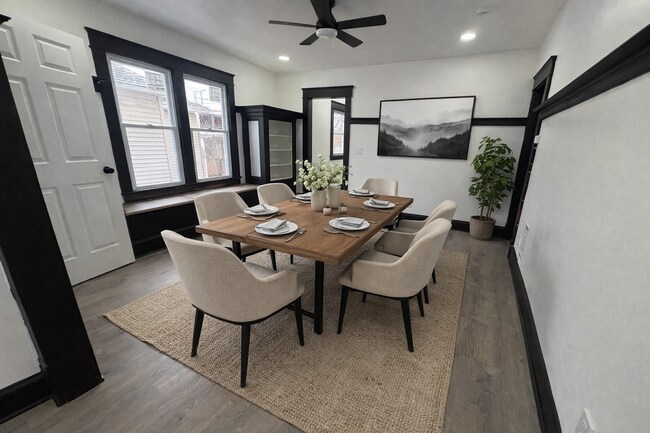 Foto del edificio - 10410-10412 Adams Ave Cleveland Oh 44108  .SSC