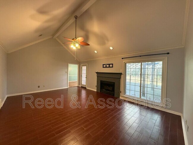 Building Photo - 596 Duck Call Cove