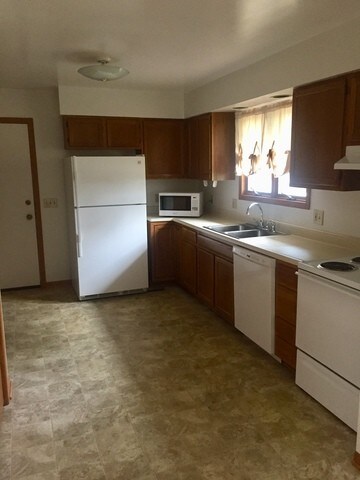 Foto del edificio - 4735 Stockdale Rd