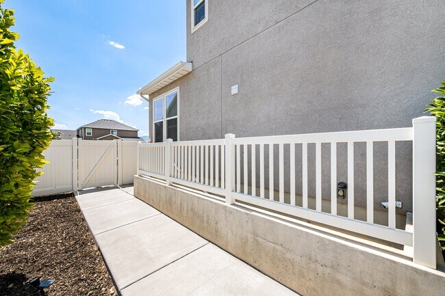 Foto del edificio - 1203 W Appaloosa Ln