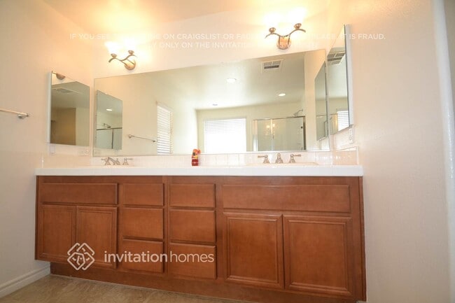 Foto del edificio - 2819 Osmunda Ct