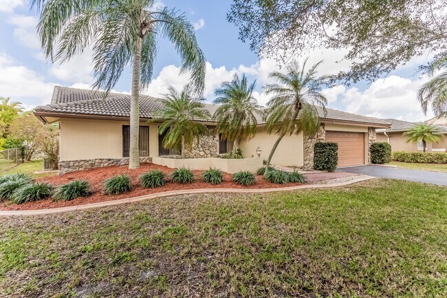 Foto del edificio - 370 NW 113th Ave
