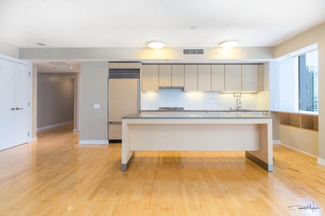 Foto del edificio - 301 Mission St