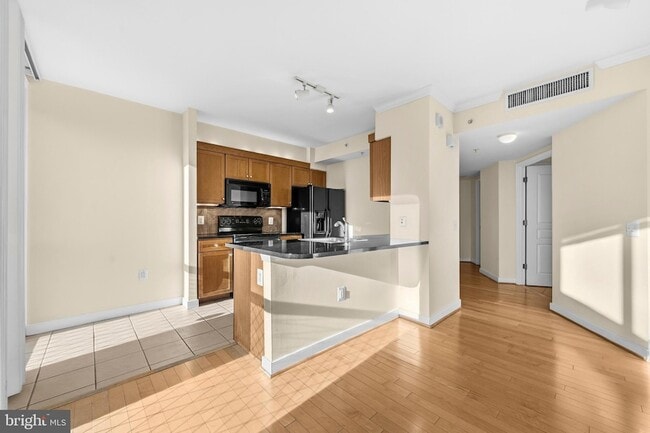 Foto del edificio - 631 D St NW