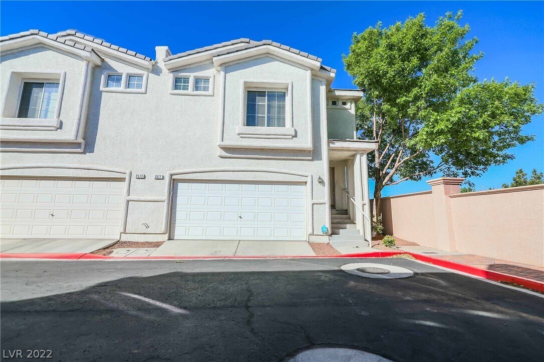 2577 Favorable Pointe Ct, Henderson, NV 89052 Townhome Rentals in