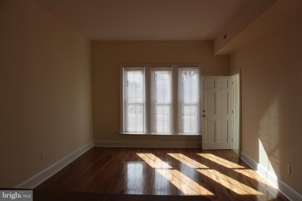 205 RAILROAD Ave Unit B, Saint Michaels, MD 21663 Room for Rent in