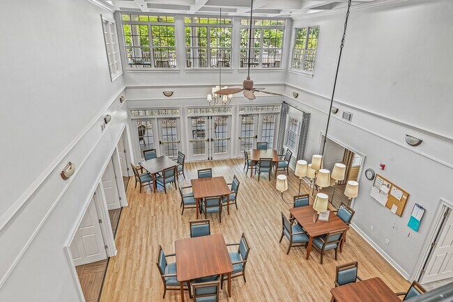 Foto del edificio - Highland Court Senior Living Apartments