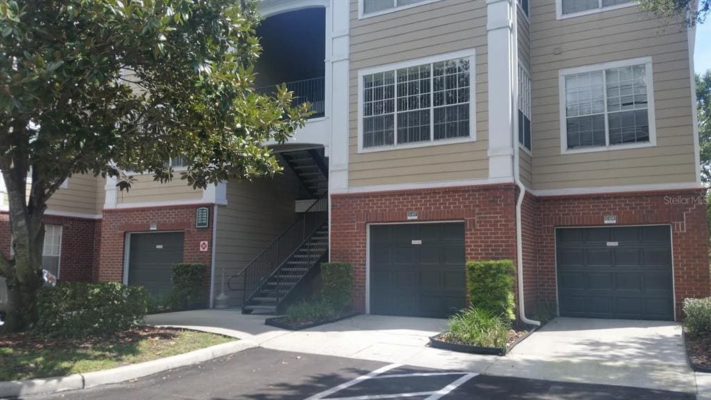 Primary Photo - 13015 Plantation Park Cir