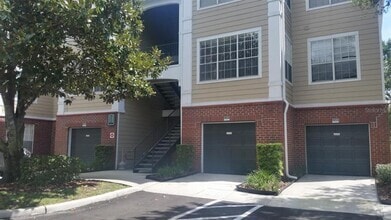 Building Photo - 13015 Plantation Park Cir