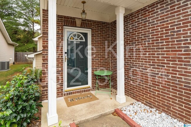 Building Photo - 5290 Cottage Ln