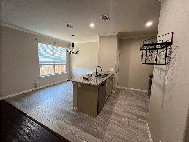 Foto del edificio - 2419 N Hickory St