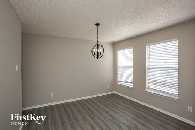 Foto del edificio - 14234 Refreshing Garden Ln