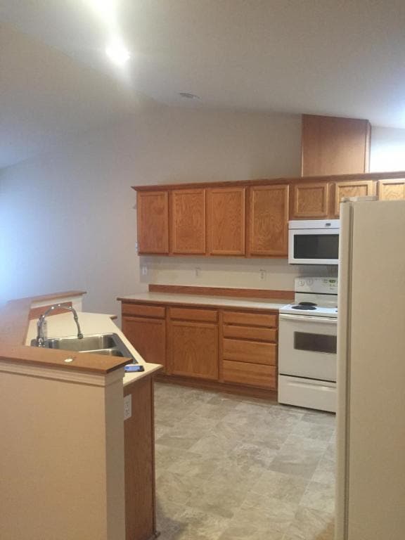 Building Photo - 5508 NE 84th Ave