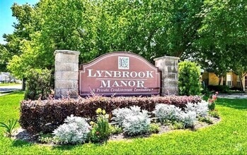 Building Photo - 11201 Lynbrook Dr