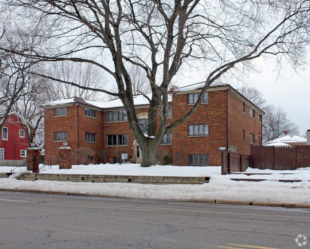 Building Photo - 1170 Copley Rd